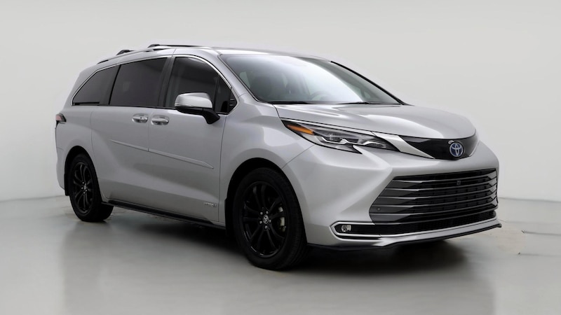 2021 Toyota Sienna Platinum Hero Image