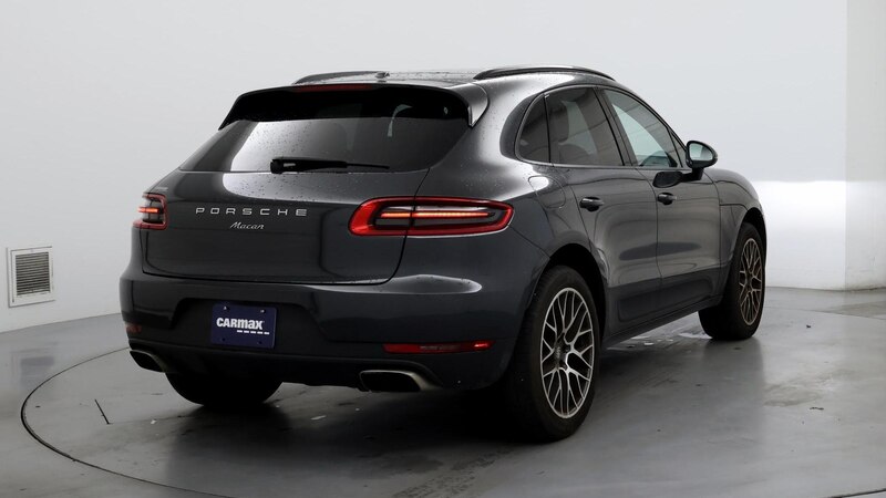 2017 Porsche Macan  8