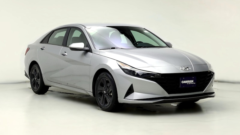 2021 Hyundai Elantra SEL Hero Image