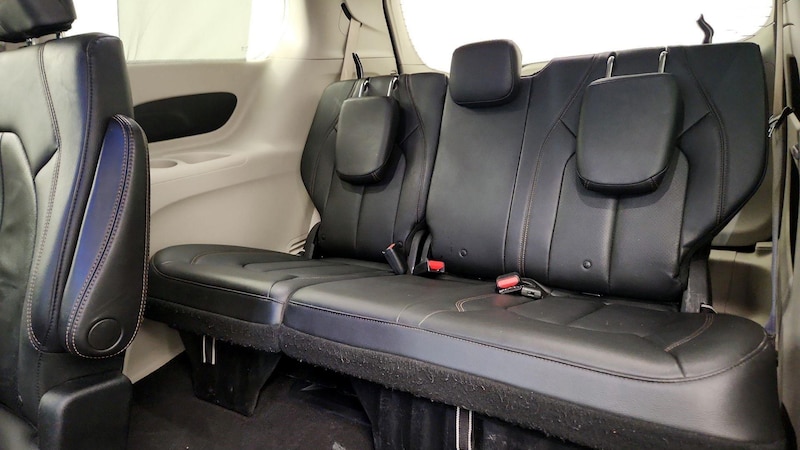2018 Chrysler Pacifica Touring L 20