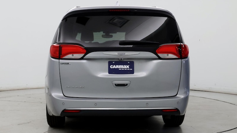 2018 Chrysler Pacifica Touring L 6