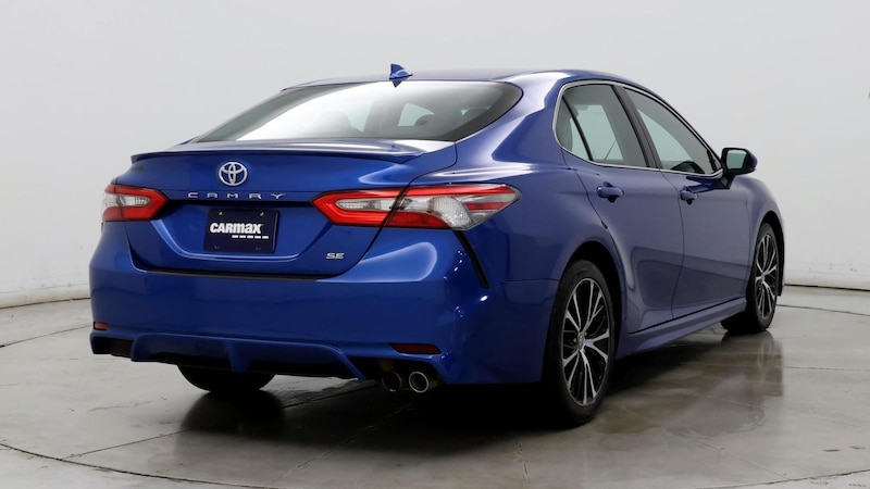 2019 Toyota Camry SE 8