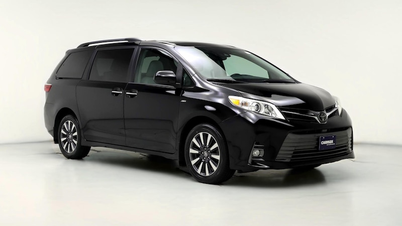 2020 Toyota Sienna XLE Hero Image