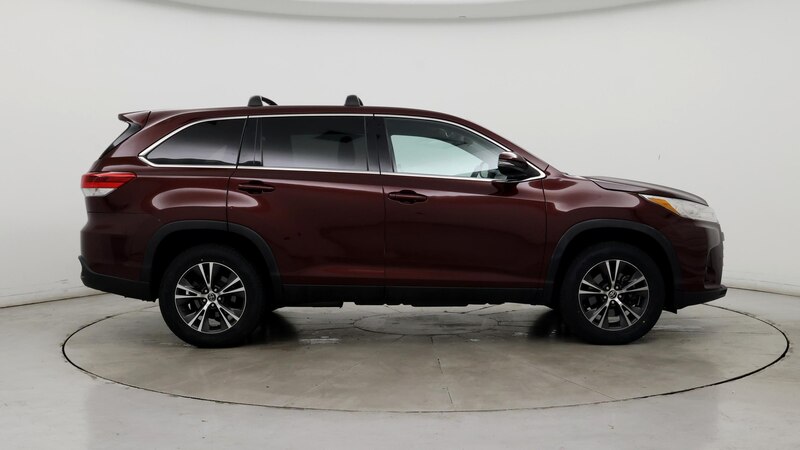 2019 Toyota Highlander LE 7