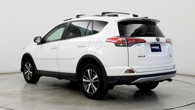 2016 Toyota RAV4 XLE 2