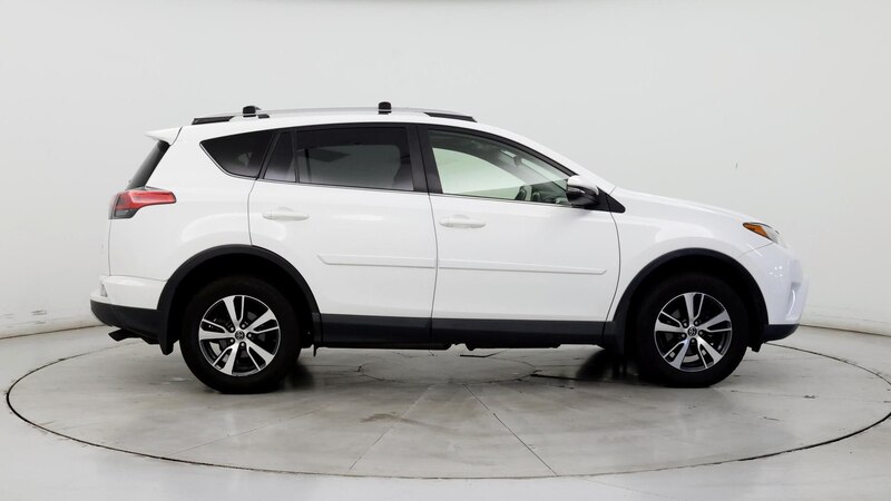 2016 Toyota RAV4 XLE 7