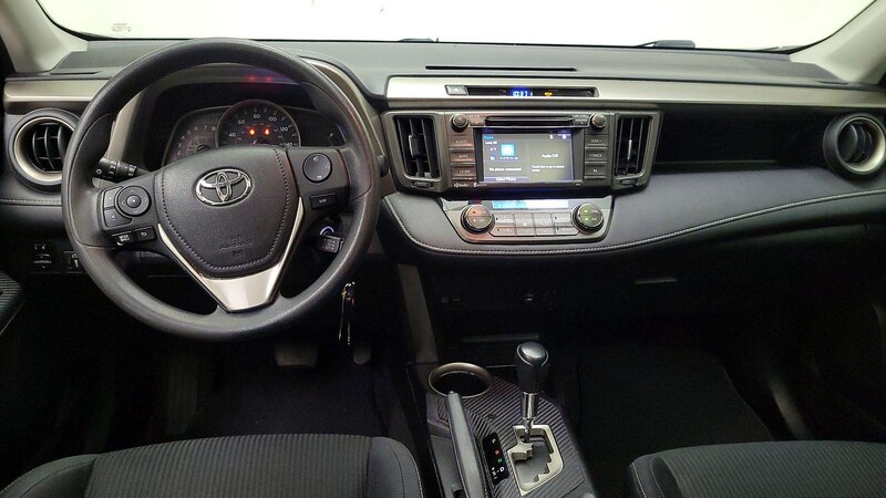 2014 Toyota RAV4 XLE 9