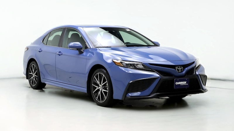 2023 Toyota Camry SE Hero Image