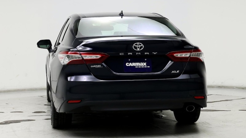 2019 Toyota Camry XLE 6