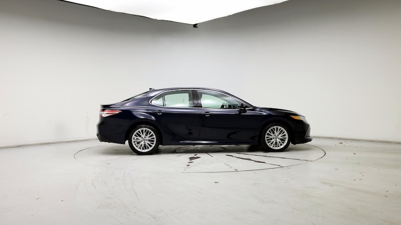 2019 Toyota Camry XLE 7