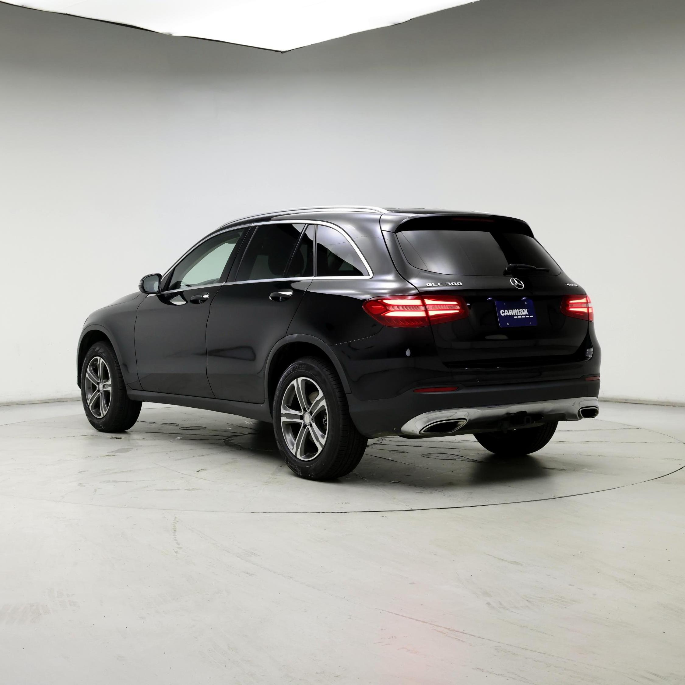 Thumbnail: 2017 Mercedes-Benz GLC - 2