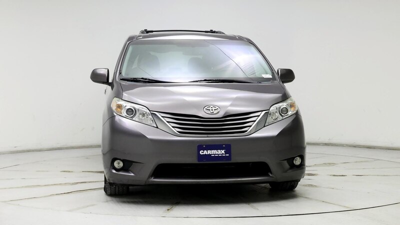 2015 Toyota Sienna XLE 5