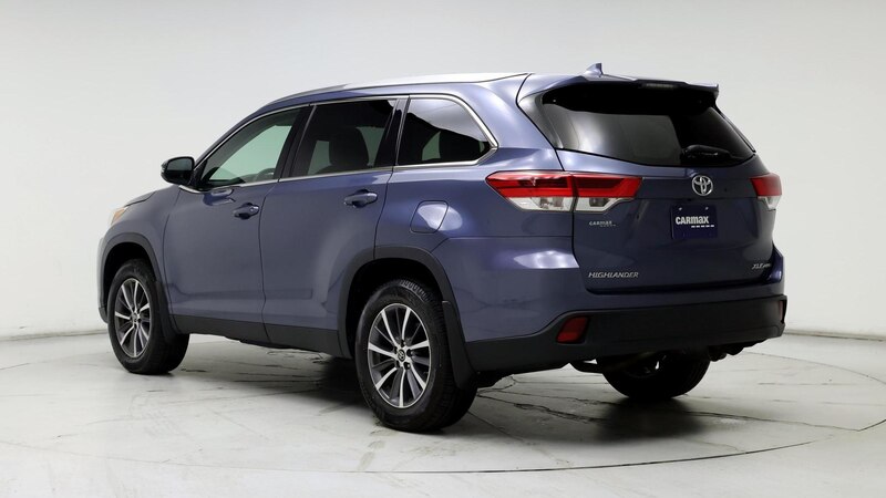 2019 Toyota Highlander XLE 2