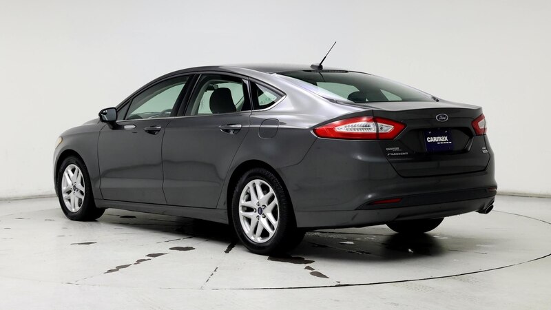 2016 Ford Fusion SE 2