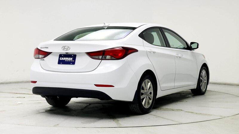 2016 Hyundai Elantra SE 8