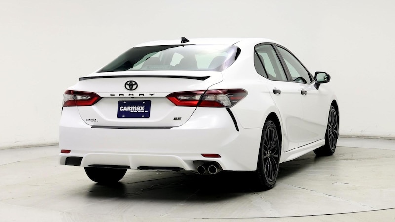 2022 Toyota Camry SE 8