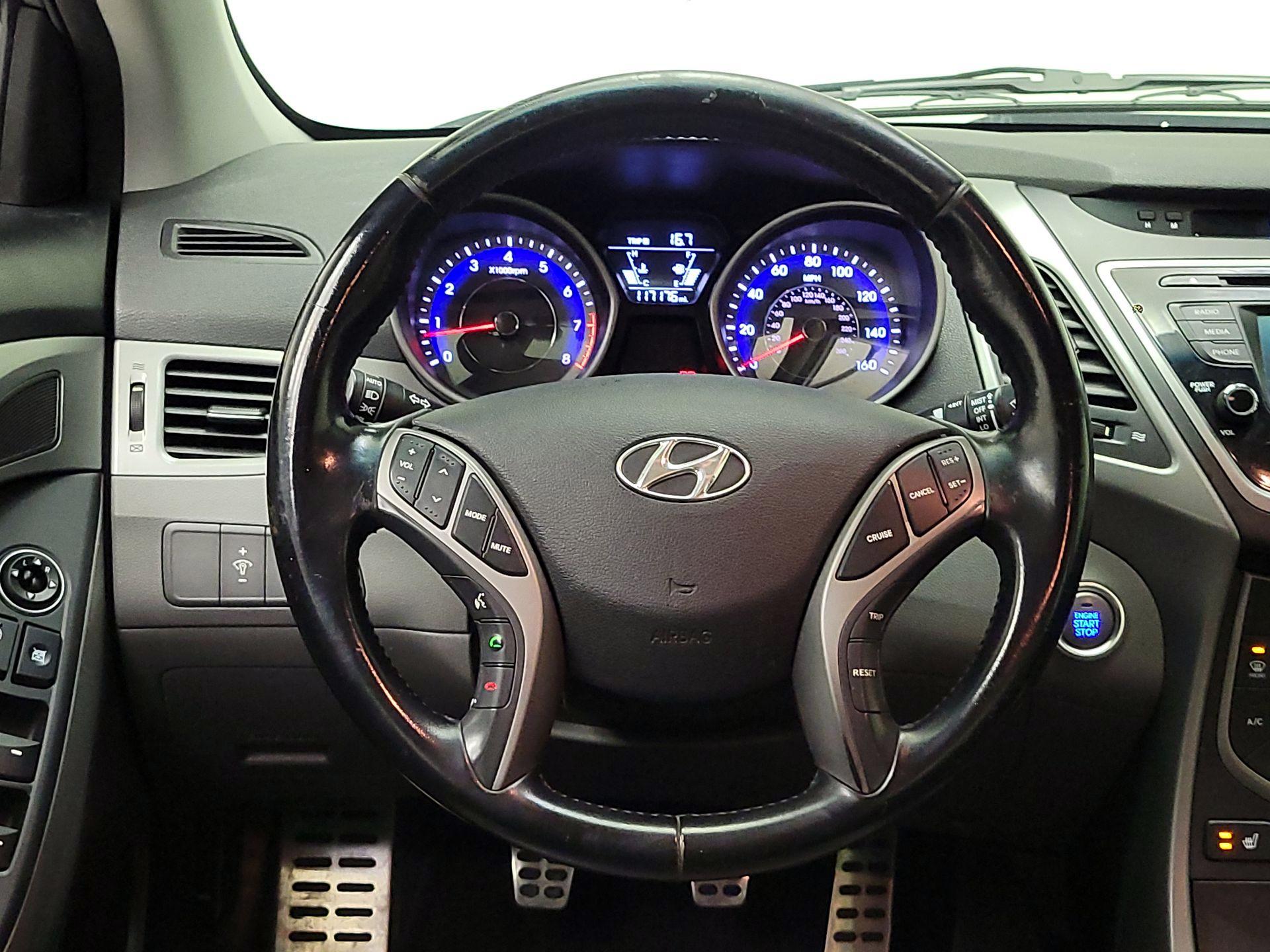 Thumbnail: 2015 Hyundai Elantra - 10