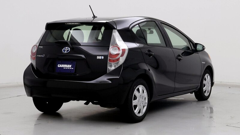 2014 Toyota Prius c One 8