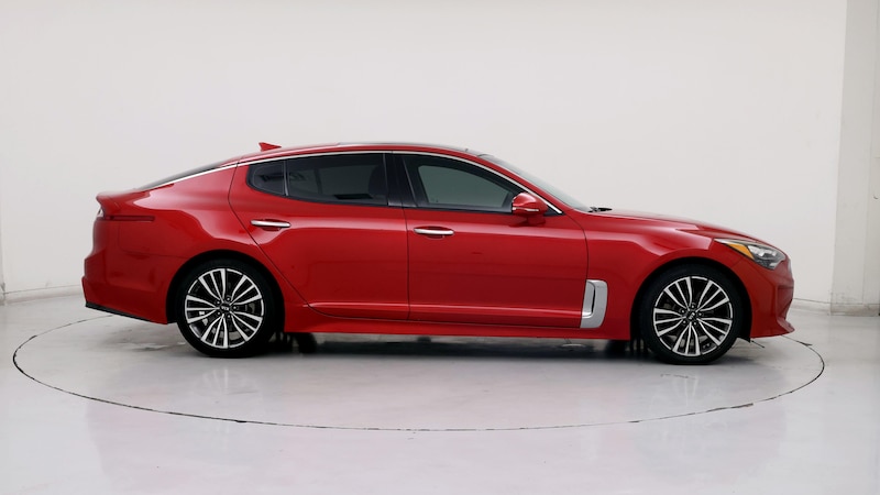 2019 Kia Stinger  7