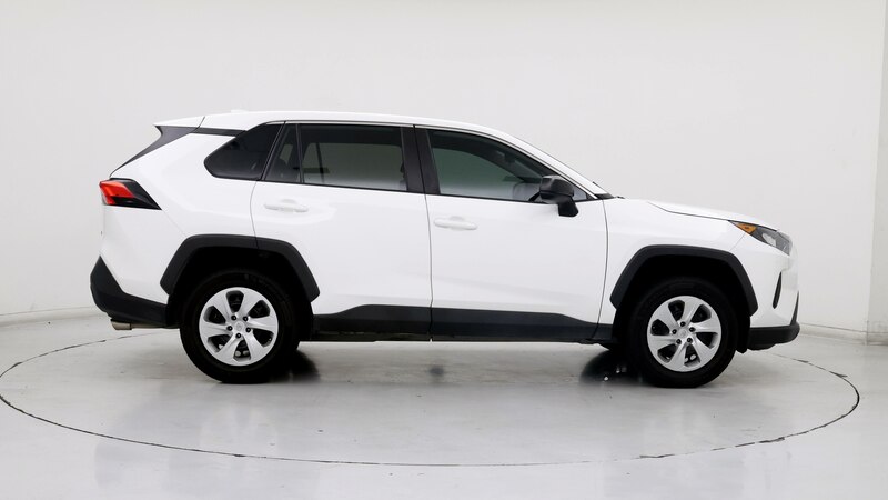 2022 Toyota RAV4 LE 7