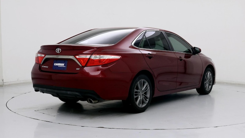 2015 Toyota Camry SE 8