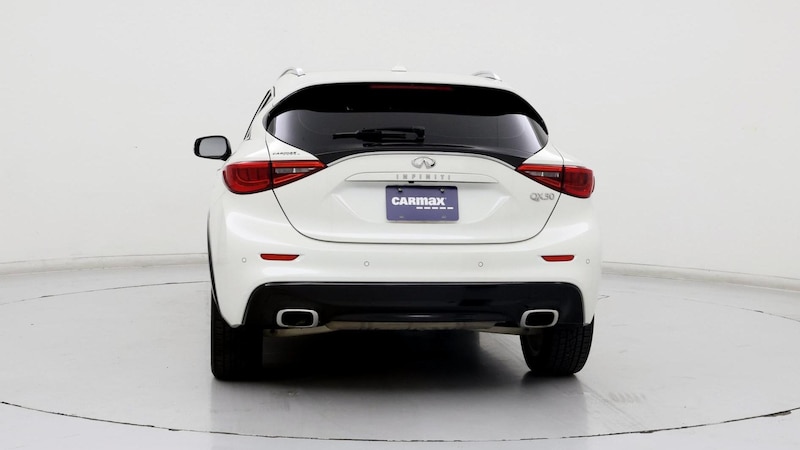 2017 INFINITI QX30 Premium 6