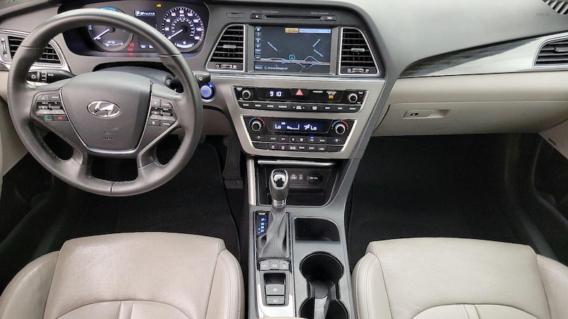 2017 Hyundai Sonata Limited 9