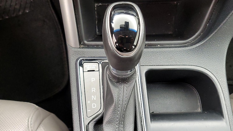 2017 Hyundai Sonata Limited 18