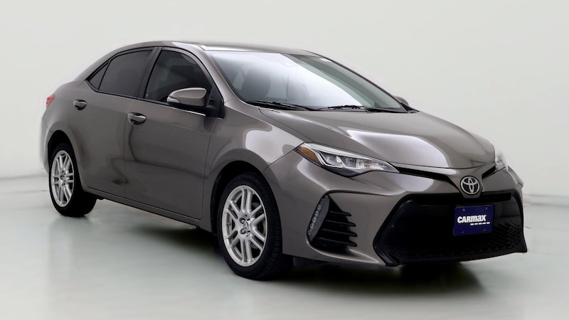 2017 Toyota Corolla SE Hero Image