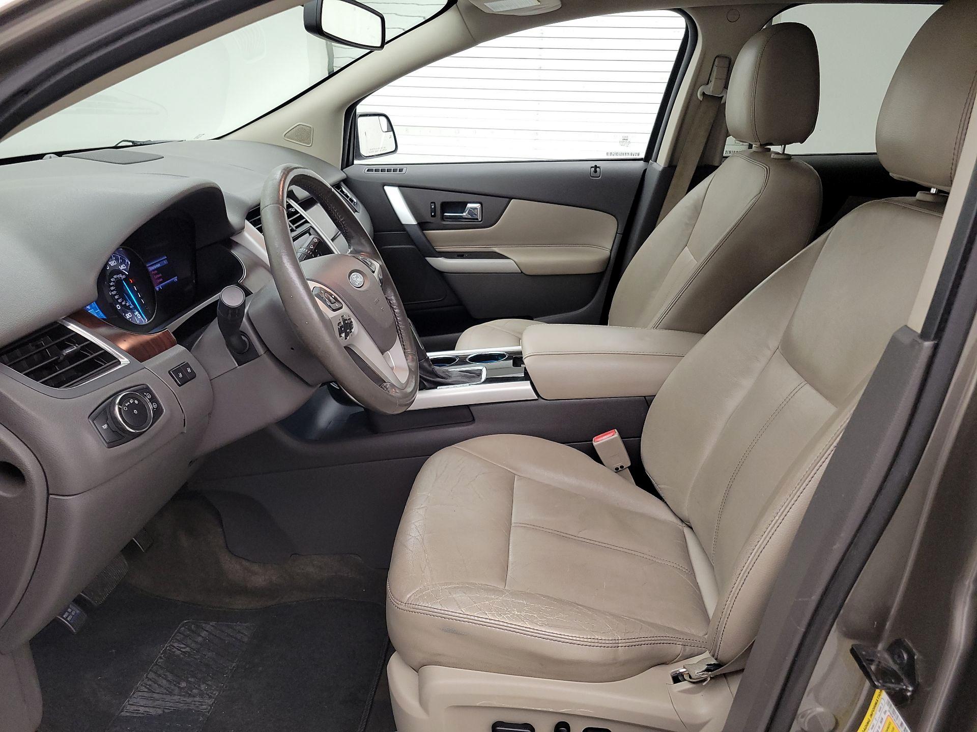 Thumbnail: 2013 Ford Edge - 11