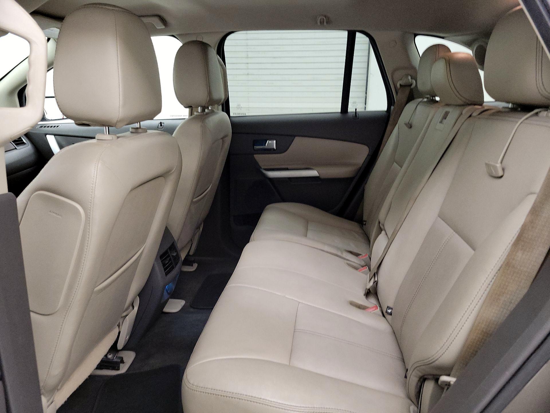 Thumbnail: 2013 Ford Edge - 19