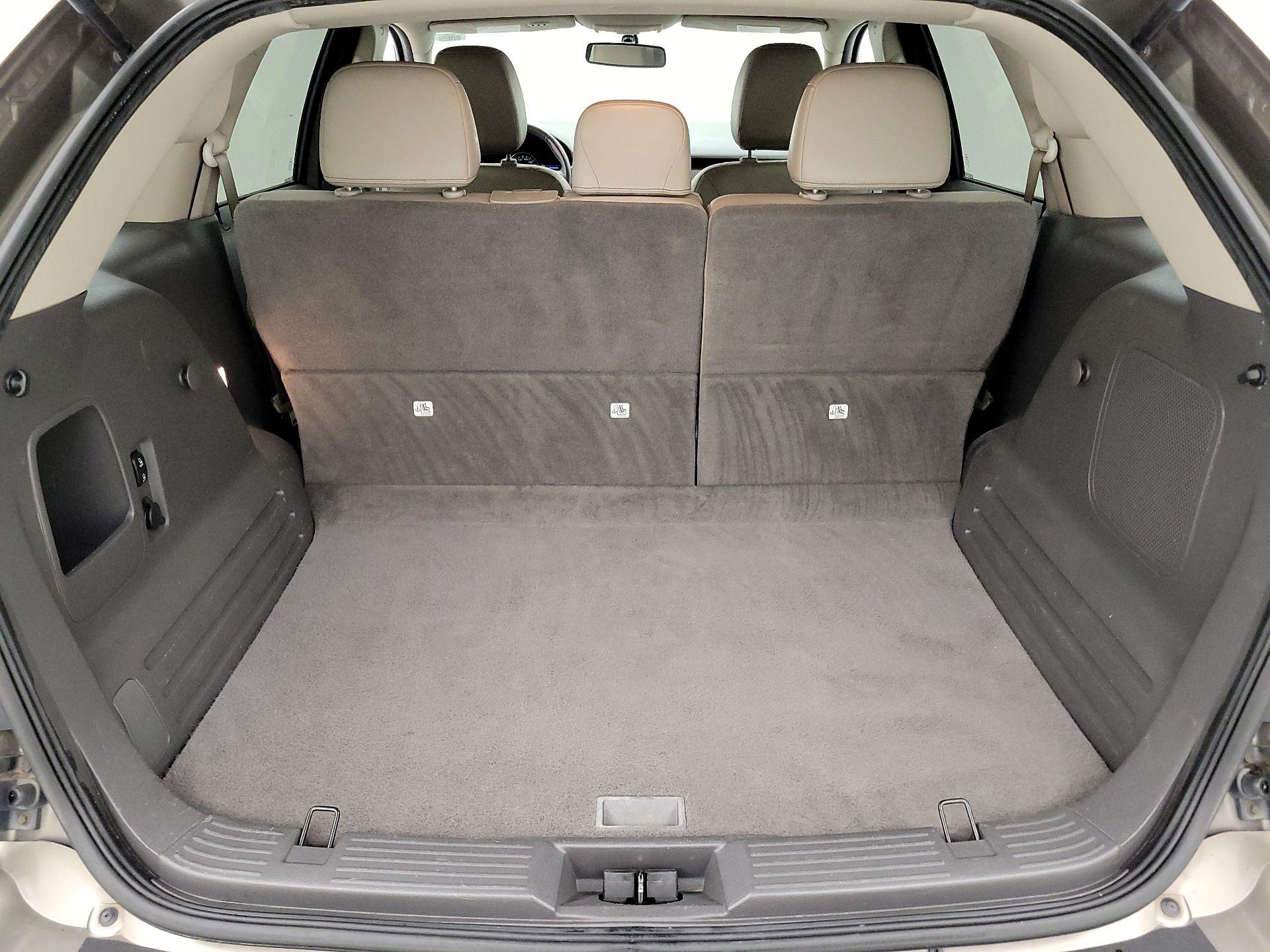 Thumbnail: 2013 Ford Edge - 20