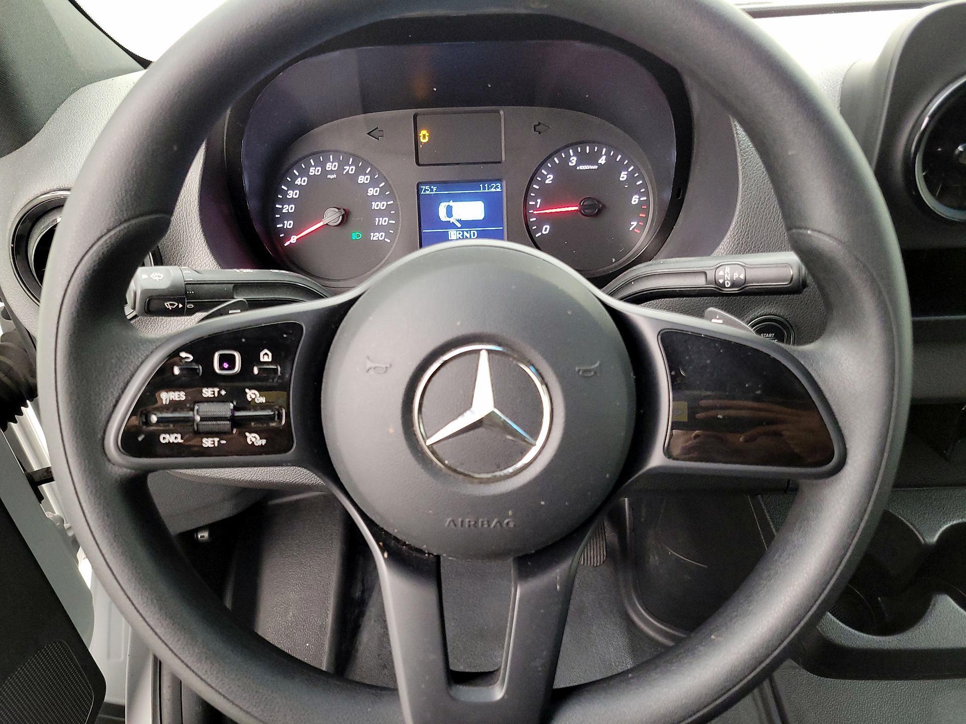Thumbnail: 2021 Mercedes-Benz Sprinter - 10