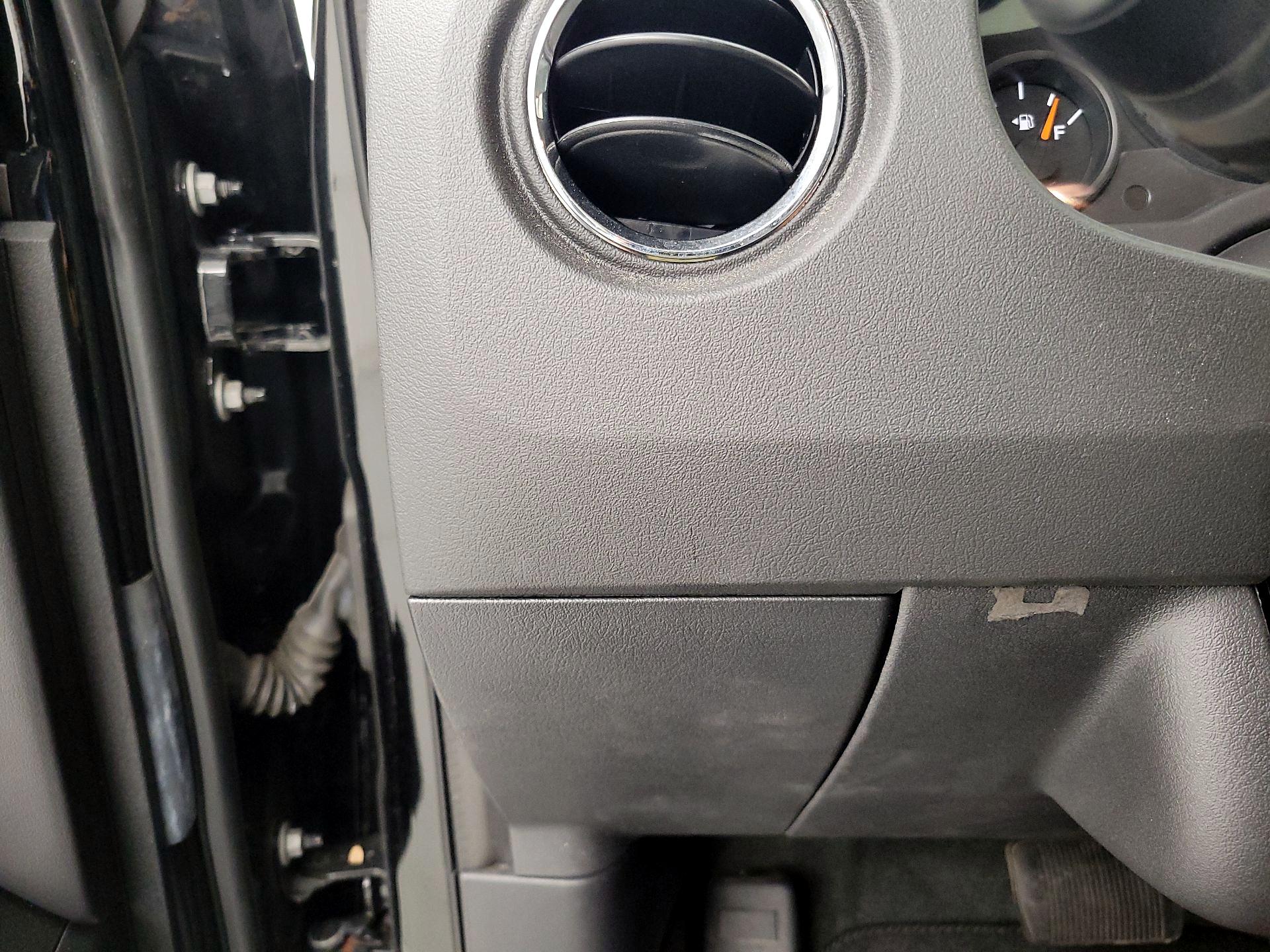 Thumbnail: 2016 Jeep Compass - 13
