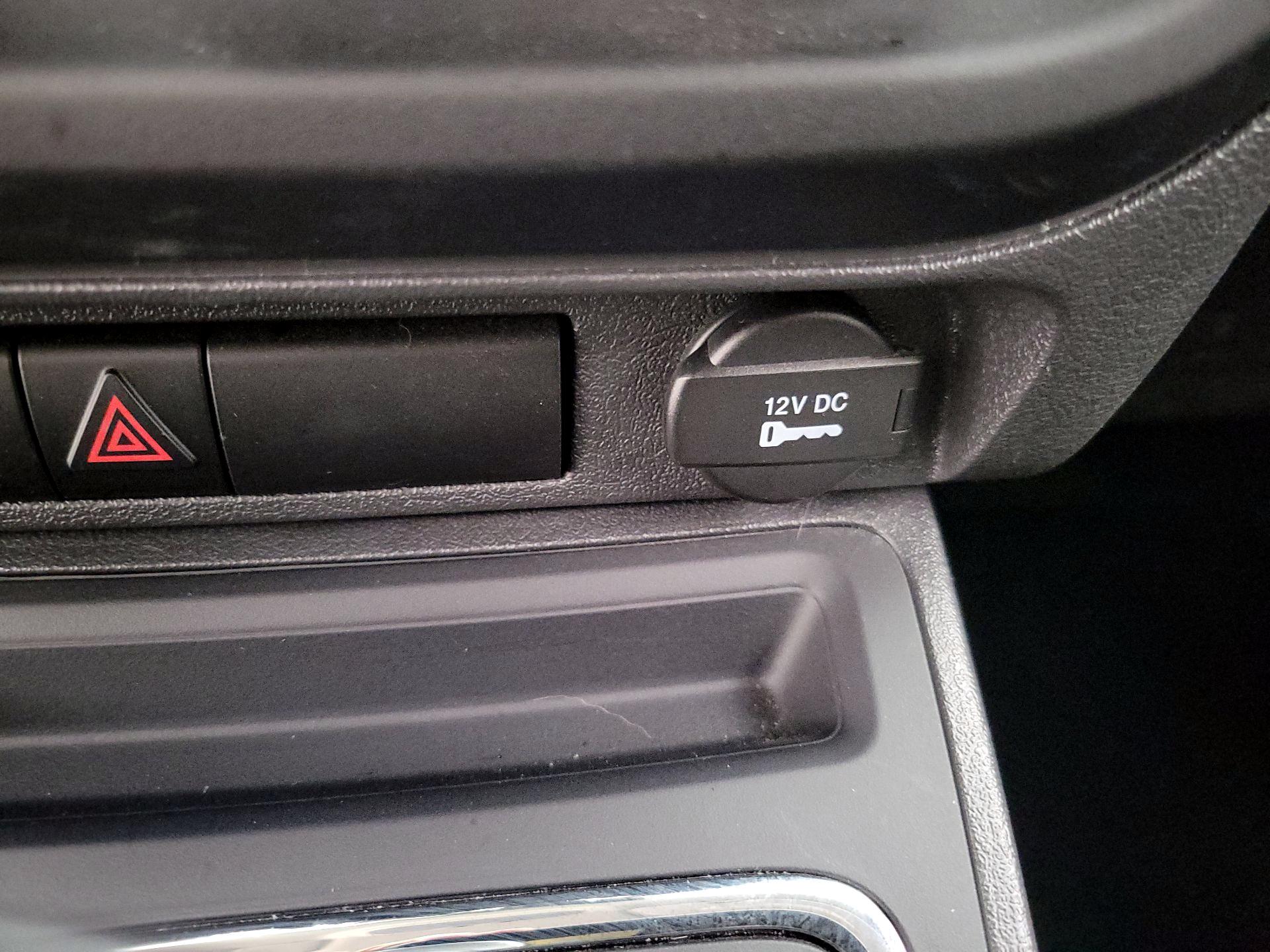 Thumbnail: 2016 Jeep Compass - 17