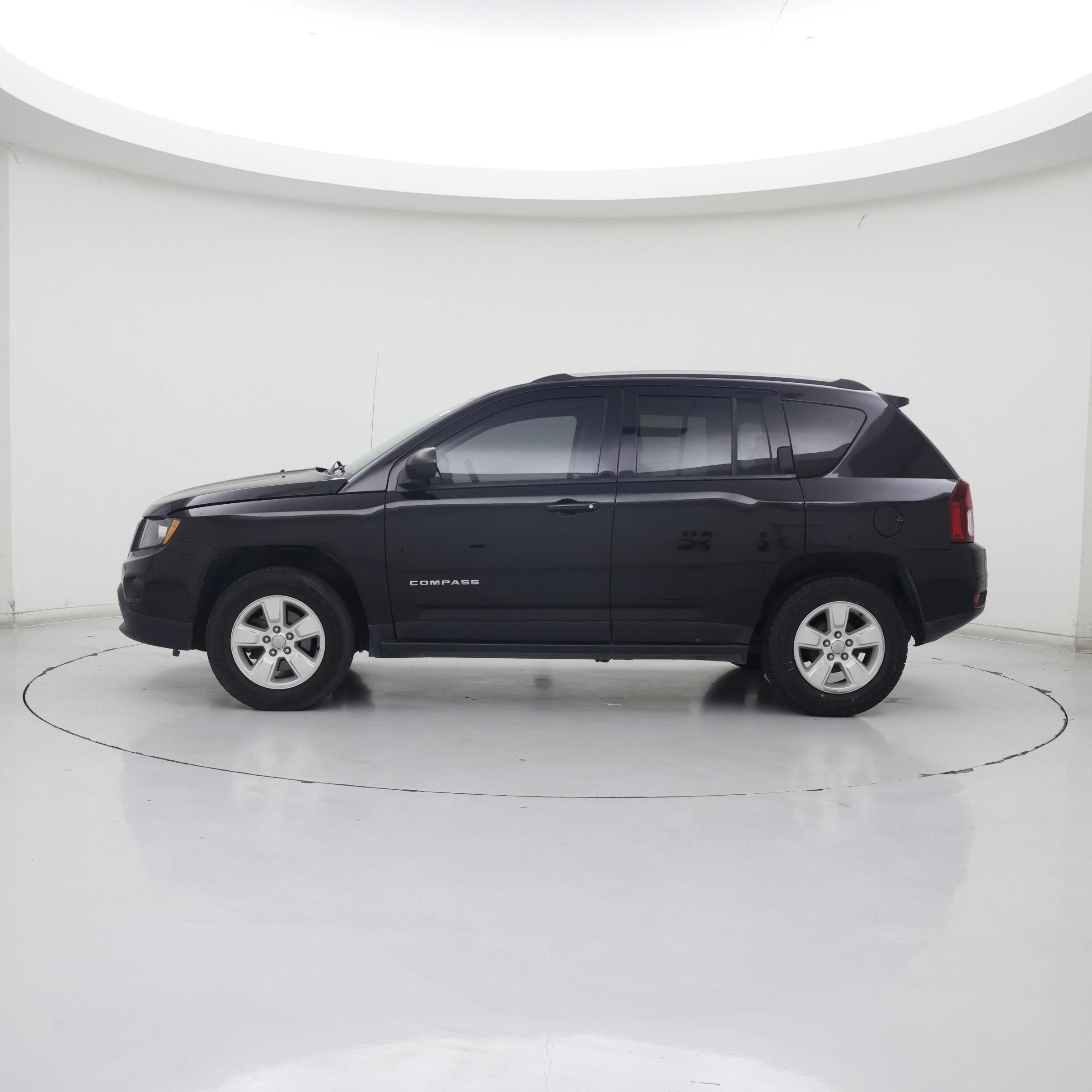 Thumbnail: 2016 Jeep Compass - 3