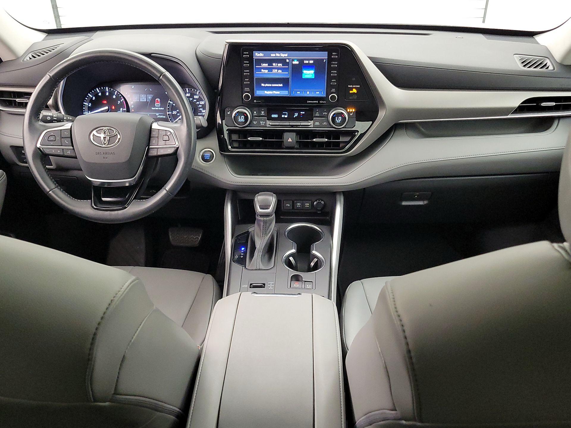 Thumbnail: 2021 Toyota Highlander - 9