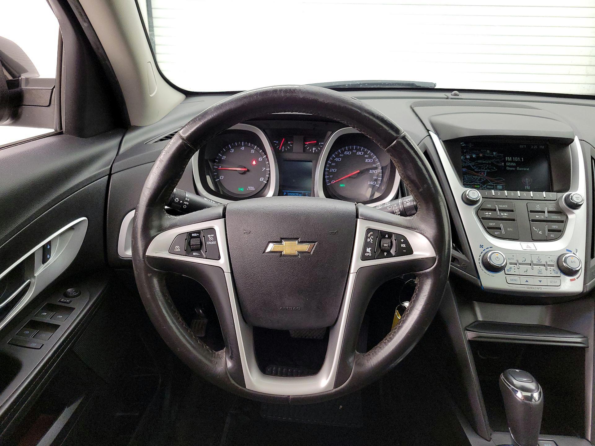 Thumbnail: 2016 Chevrolet Equinox - 10