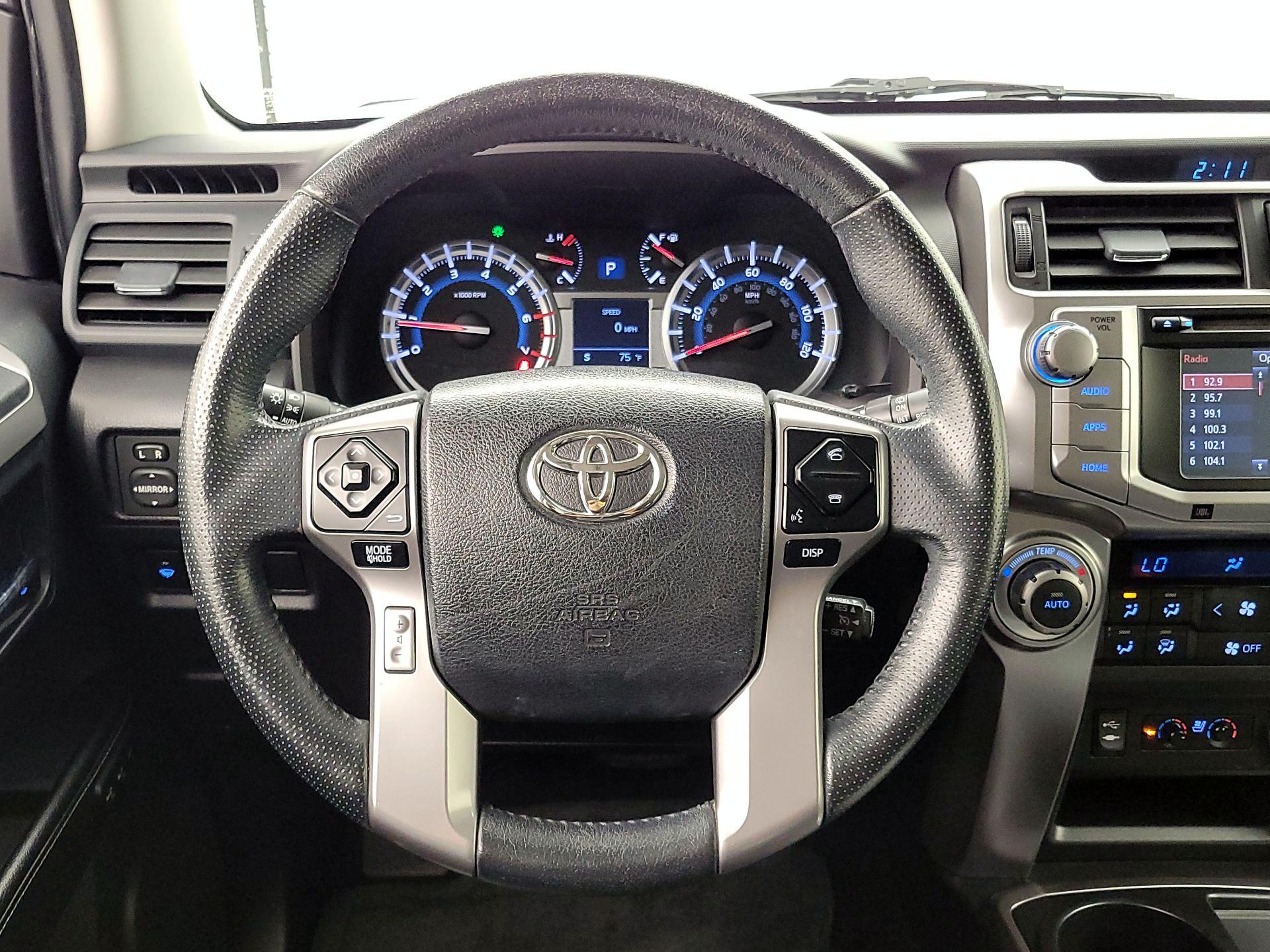 Thumbnail: 2014 Toyota 4Runner - 10