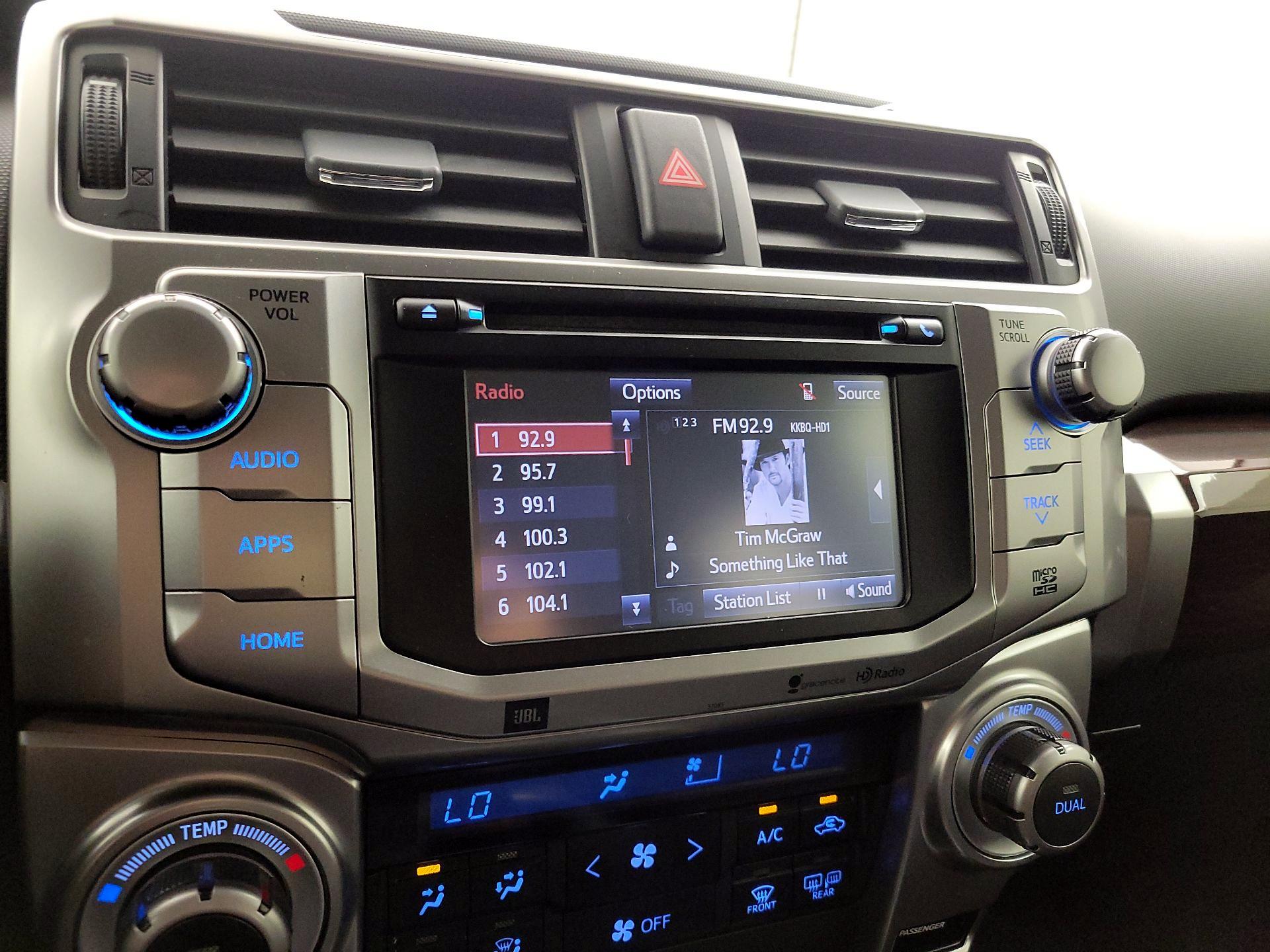 Thumbnail: 2014 Toyota 4Runner - 15
