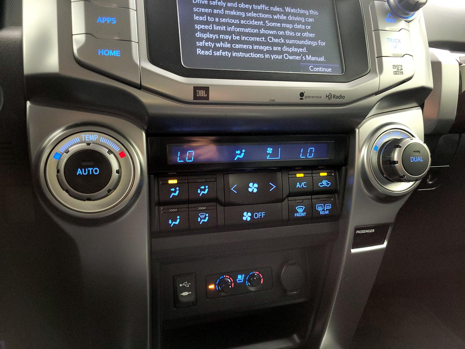 Thumbnail: 2014 Toyota 4Runner - 16