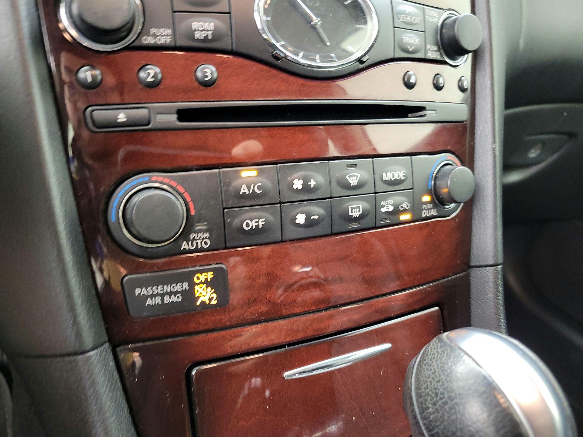 Thumbnail: 2016 INFINITI QX50 - 16