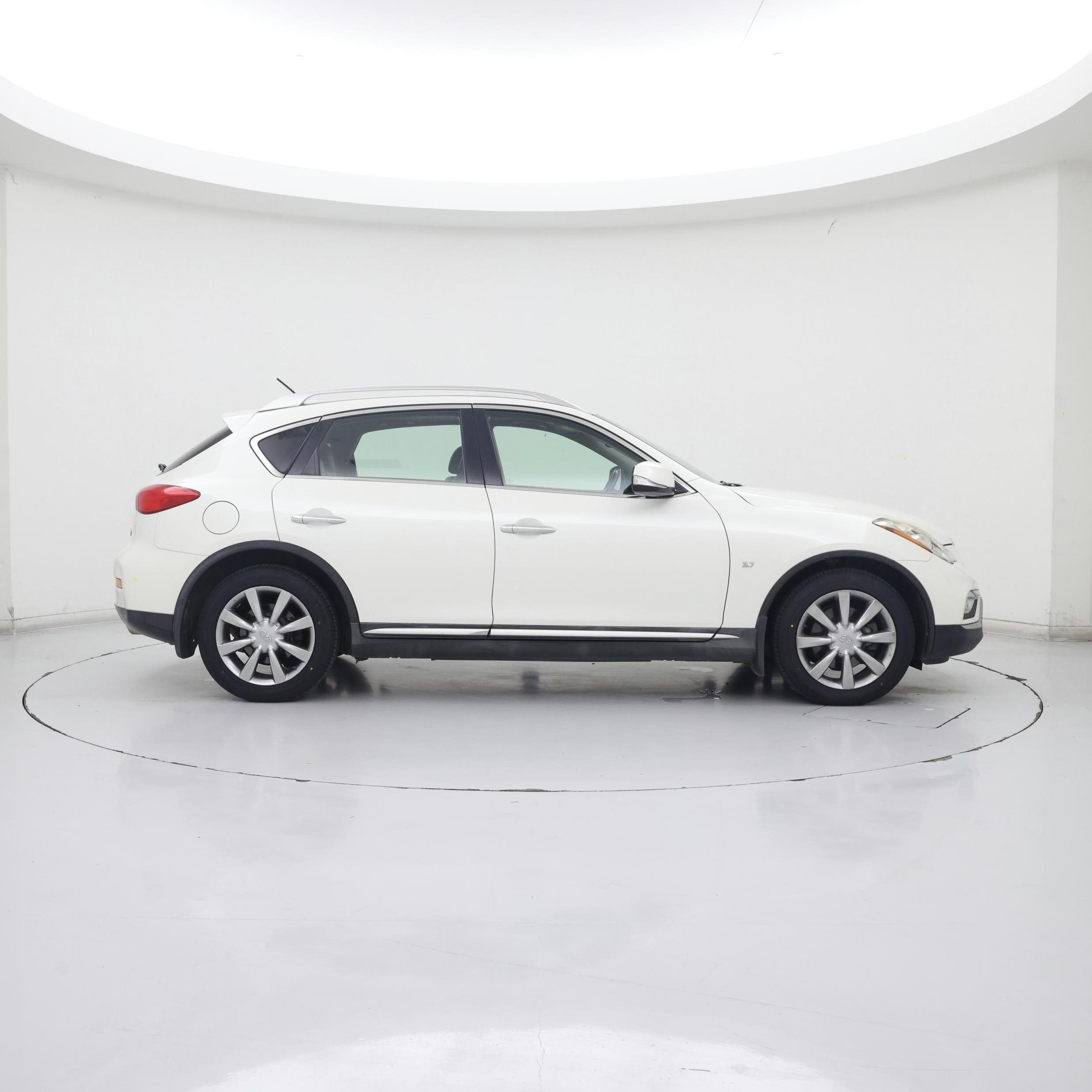 Thumbnail: 2016 INFINITI QX50 - 7