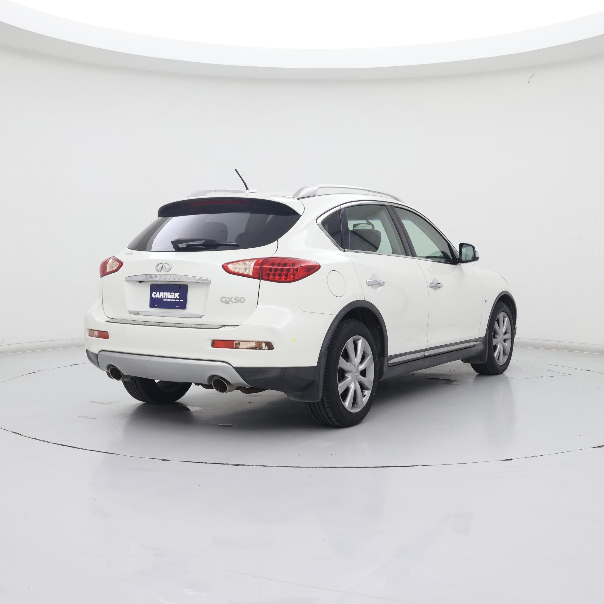 Thumbnail: 2016 INFINITI QX50 - 8