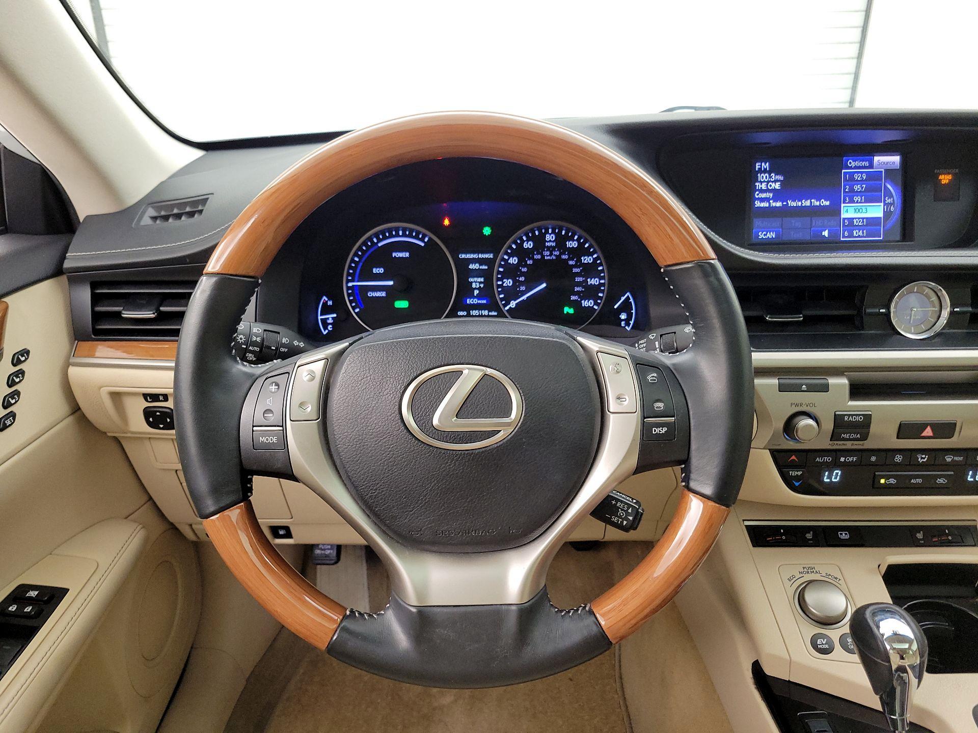 Thumbnail: 2013 Lexus ES - 10