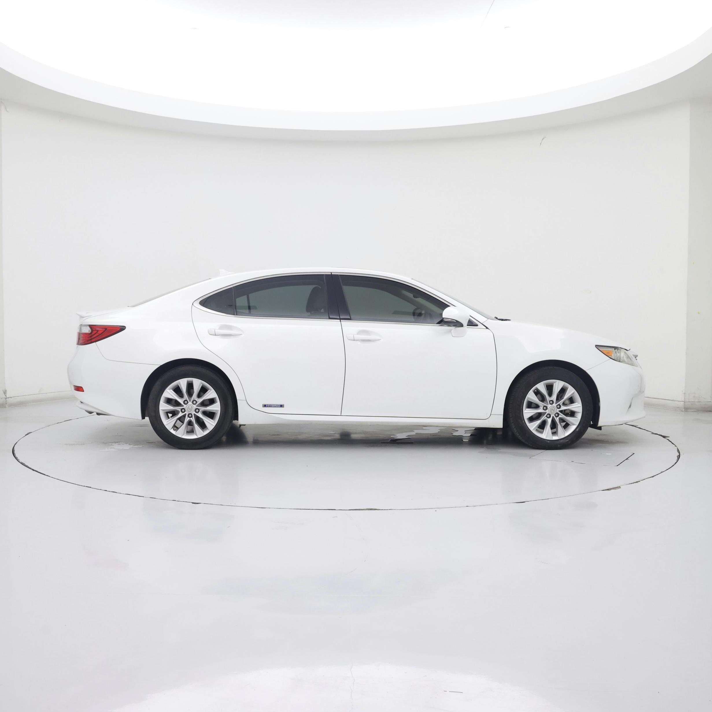 Thumbnail: 2013 Lexus ES - 7
