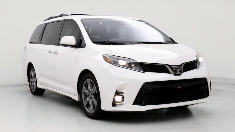 2018 Toyota Sienna SE Hero Image