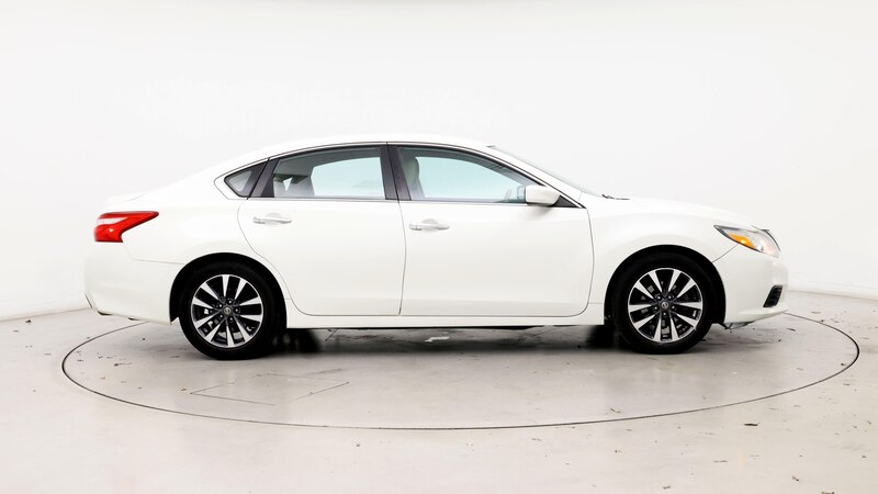 2017 Nissan Altima SV 7