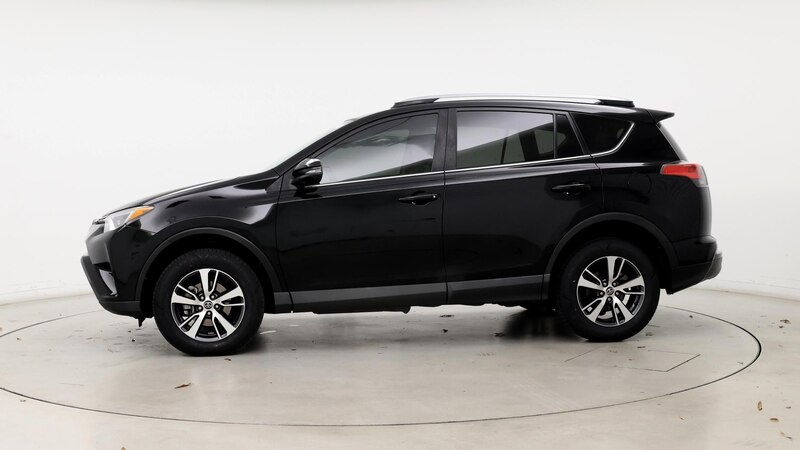 2018 Toyota RAV4 XLE 3