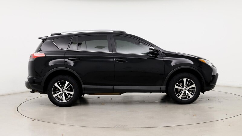 2018 Toyota RAV4 XLE 7